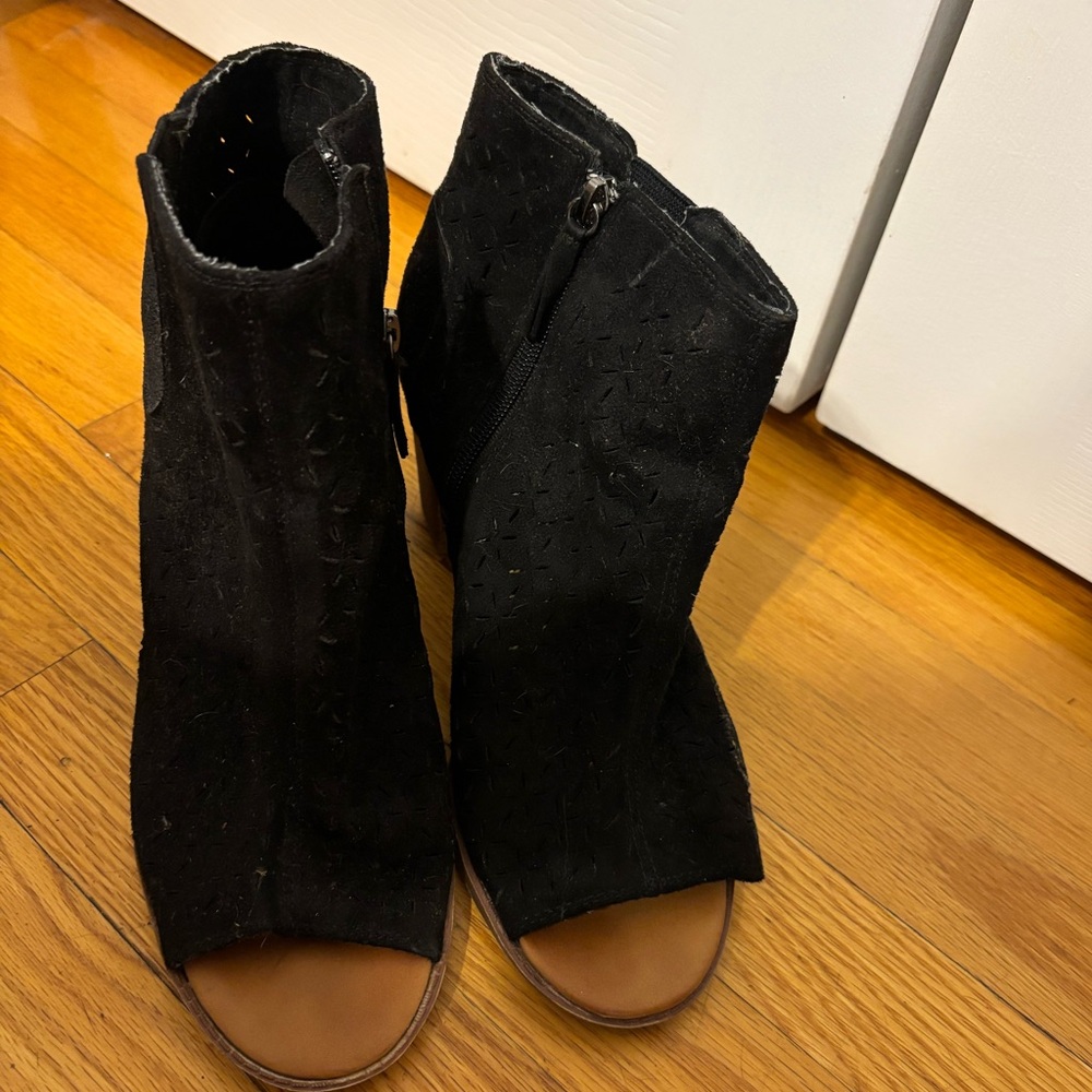 Heeled Boots suede